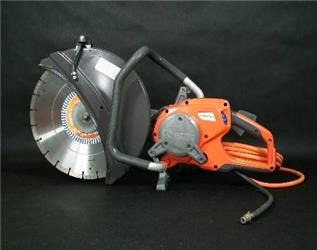 Husqvarna K6500 - Orodje/ Oprema: slika 1 Husqvarna K6500 - Orodje/ Oprema: slika 1