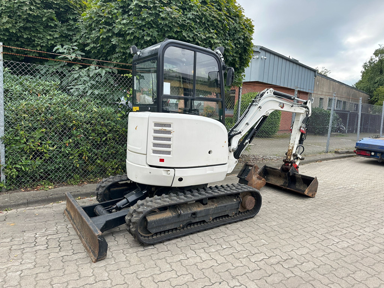 CAT 302.7 DCR Mini excavator, 2 Buckets, TOP !!! - Mini bager: slika 4 CAT 302.7 DCR Mini excavator, 2 Buckets, TOP !!! - Mini bager: slika 4