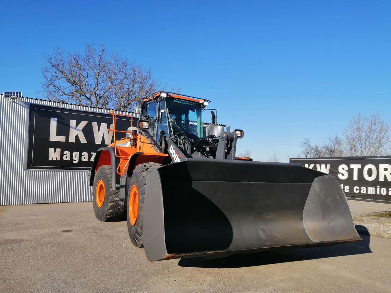 Doosan DL 420-5 Front End Loader, TOP!!! - Kolesni nakladalec: slika 1 Doosan DL 420-5 Front End Loader, TOP!!! - Kolesni nakladalec: slika 1