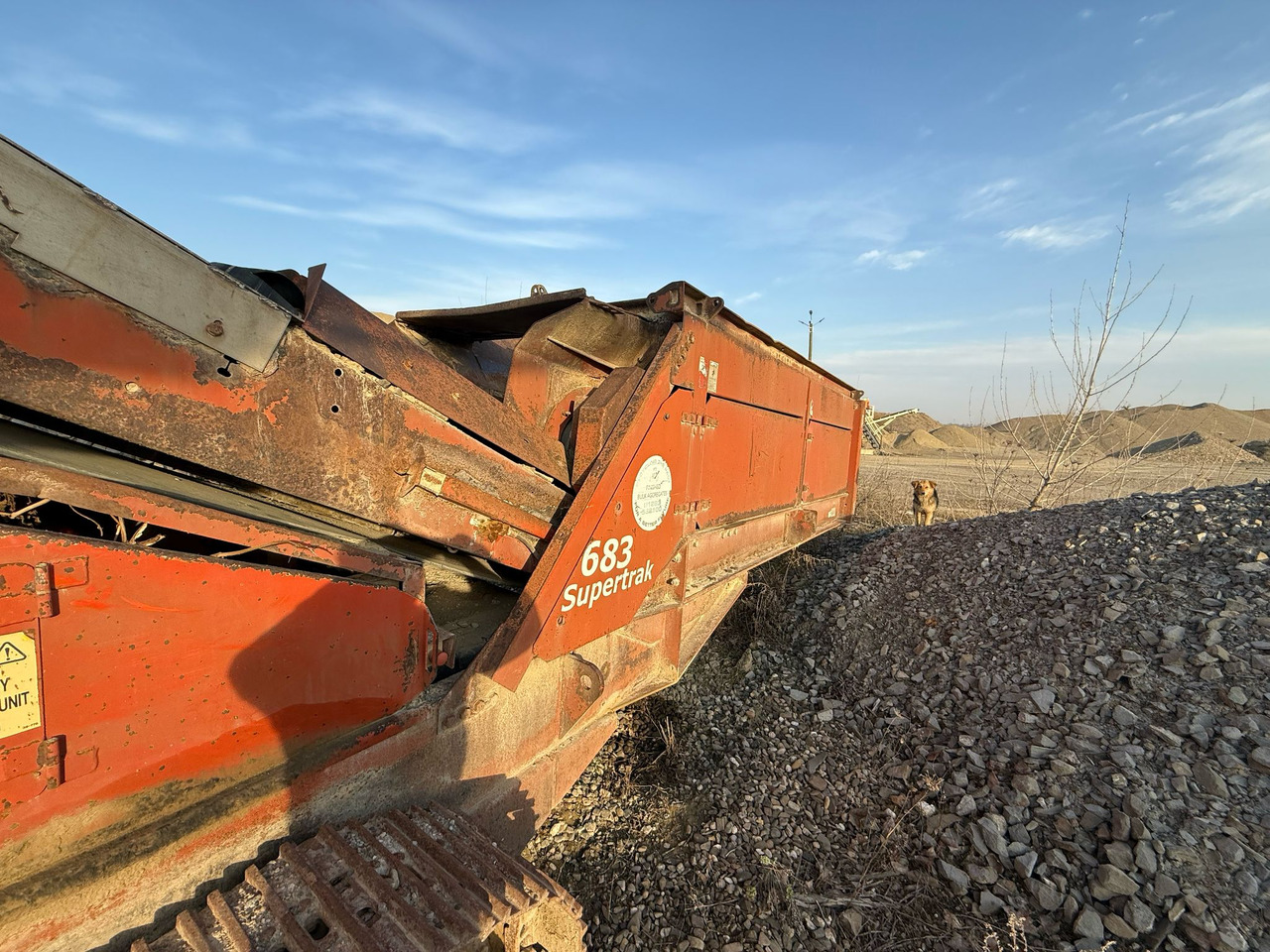 FINLAY 683 SUPERTRAK MOBILE SORTING STATION - Presejalnik: slika 2 FINLAY 683 SUPERTRAK MOBILE SORTING STATION - Presejalnik: slika 2