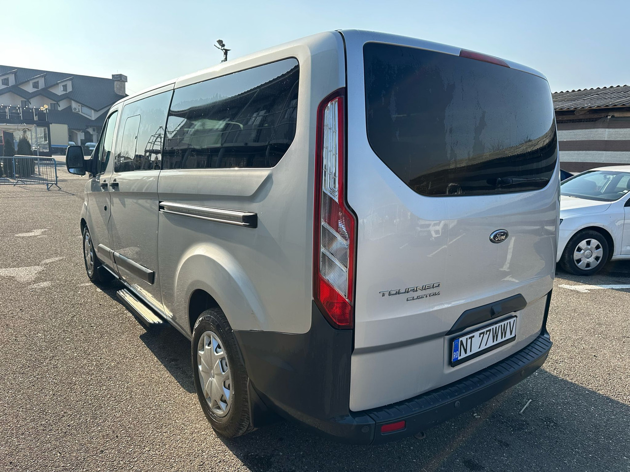 FORD TRANSIT CUSTOMS - Potniški kombi: slika 4 FORD TRANSIT CUSTOMS - Potniški kombi: slika 4