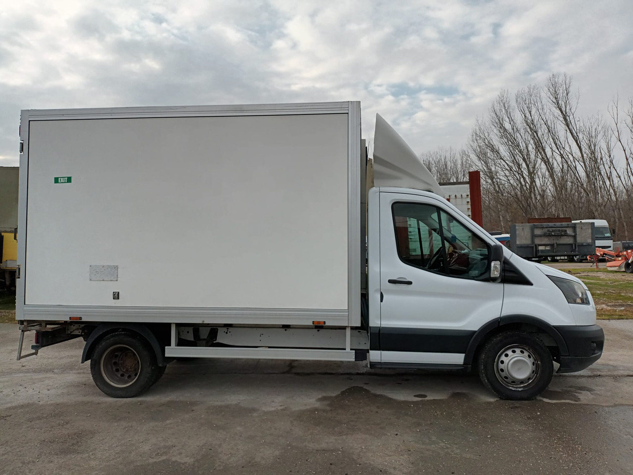 Ford Transit 350 L3 KONVEKTA REFRIGERATOR - Hladilno vozilo: slika 4 Ford Transit 350 L3 KONVEKTA REFRIGERATOR - Hladilno vozilo: slika 4