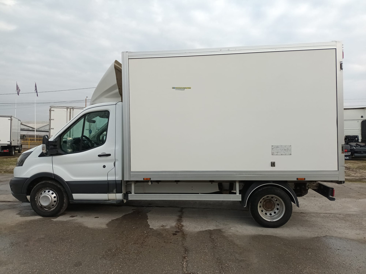Ford Transit 350 L3 KONVEKTA REFRIGERATOR - Hladilno vozilo: slika 5 Ford Transit 350 L3 KONVEKTA REFRIGERATOR - Hladilno vozilo: slika 5