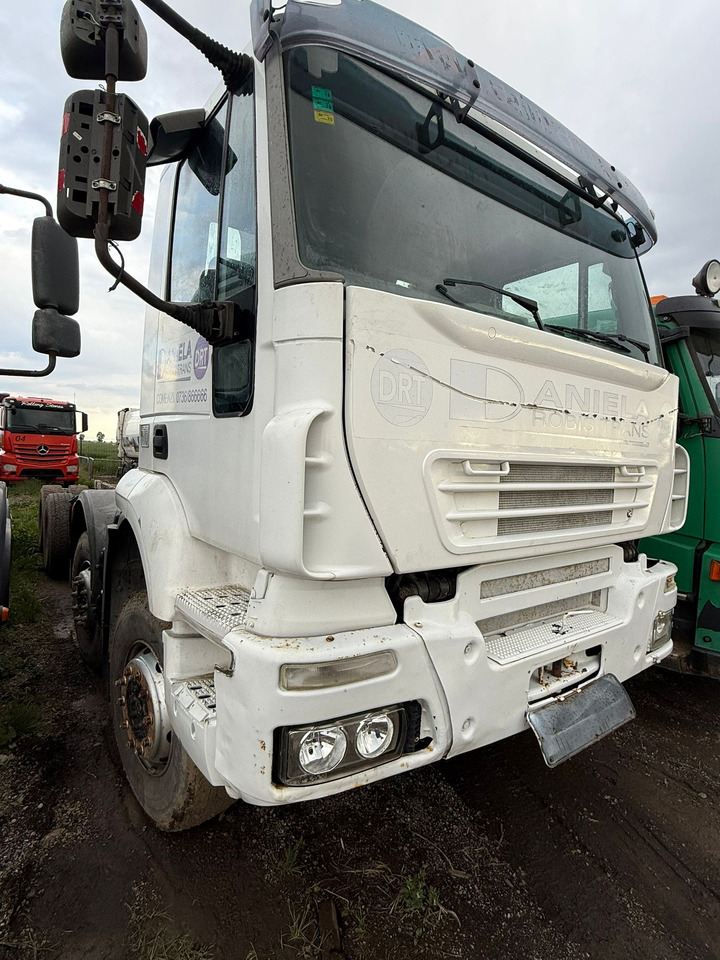 IVECO TRAKKER CHASSIS - Tovornjak-šasija: slika 2 IVECO TRAKKER CHASSIS - Tovornjak-šasija: slika 2