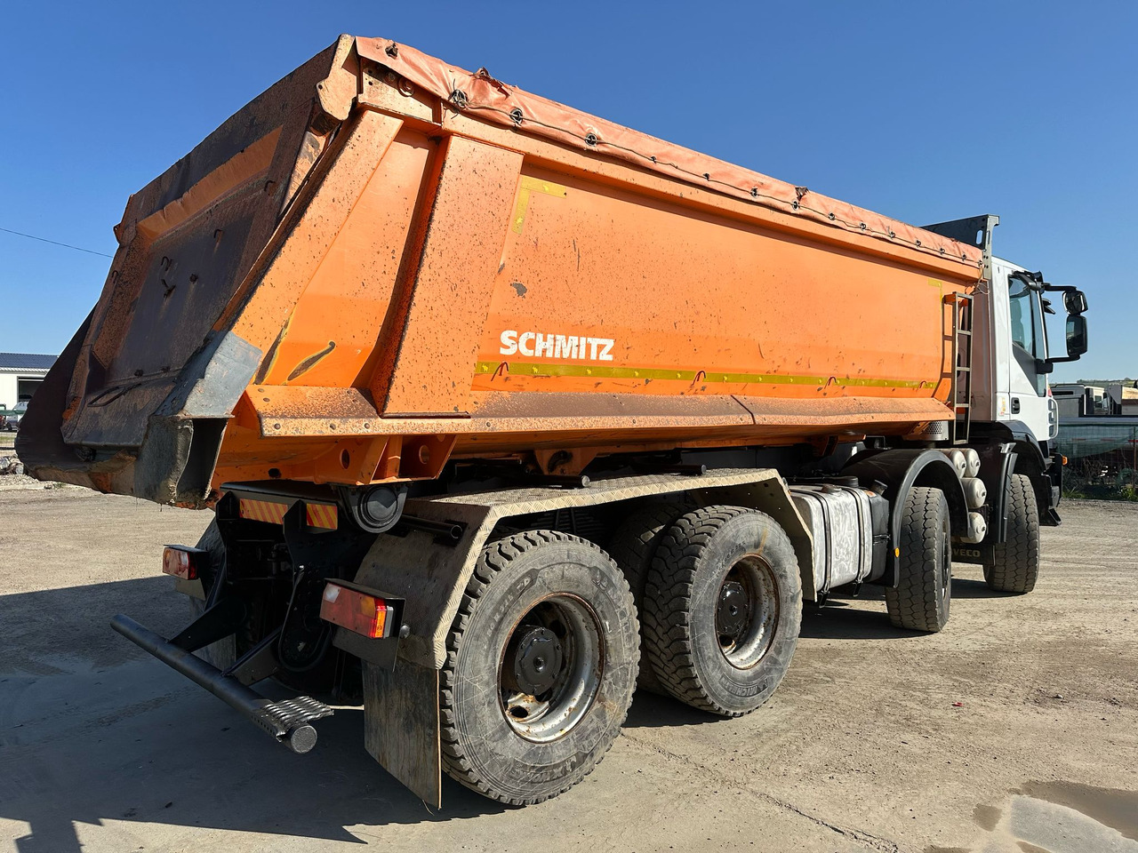 Iveco Trakker Tipper - Tovornjak prekucnik: slika 4 Iveco Trakker Tipper - Tovornjak prekucnik: slika 4