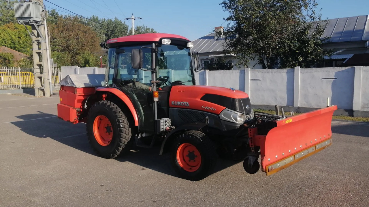 KUBOTA L4240 Narrow spaces tractor/vineyard/fruit tree/communal, TOP ! - Traktor: slika 1 KUBOTA L4240 Narrow spaces tractor/vineyard/fruit tree/communal, TOP ! - Traktor: slika 1