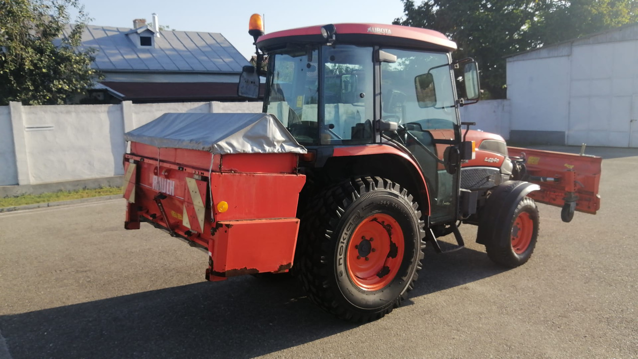 KUBOTA L4240 Narrow spaces tractor/vineyard/fruit tree/communal, TOP ! - Traktor: slika 3 KUBOTA L4240 Narrow spaces tractor/vineyard/fruit tree/communal, TOP ! - Traktor: slika 3
