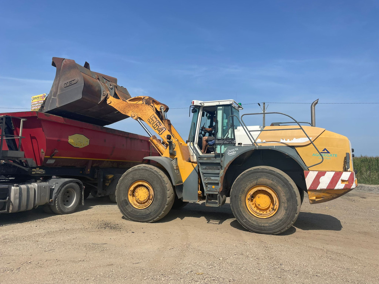 LIEBHERR 564 FRONT LOADER - Kolesni nakladalec: slika 4 LIEBHERR 564 FRONT LOADER - Kolesni nakladalec: slika 4