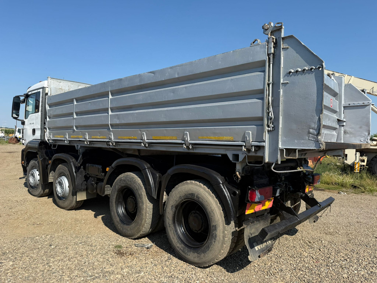 MAN TGS 8X4 Tipper - Tovornjak prekucnik: slika 4 MAN TGS 8X4 Tipper - Tovornjak prekucnik: slika 4