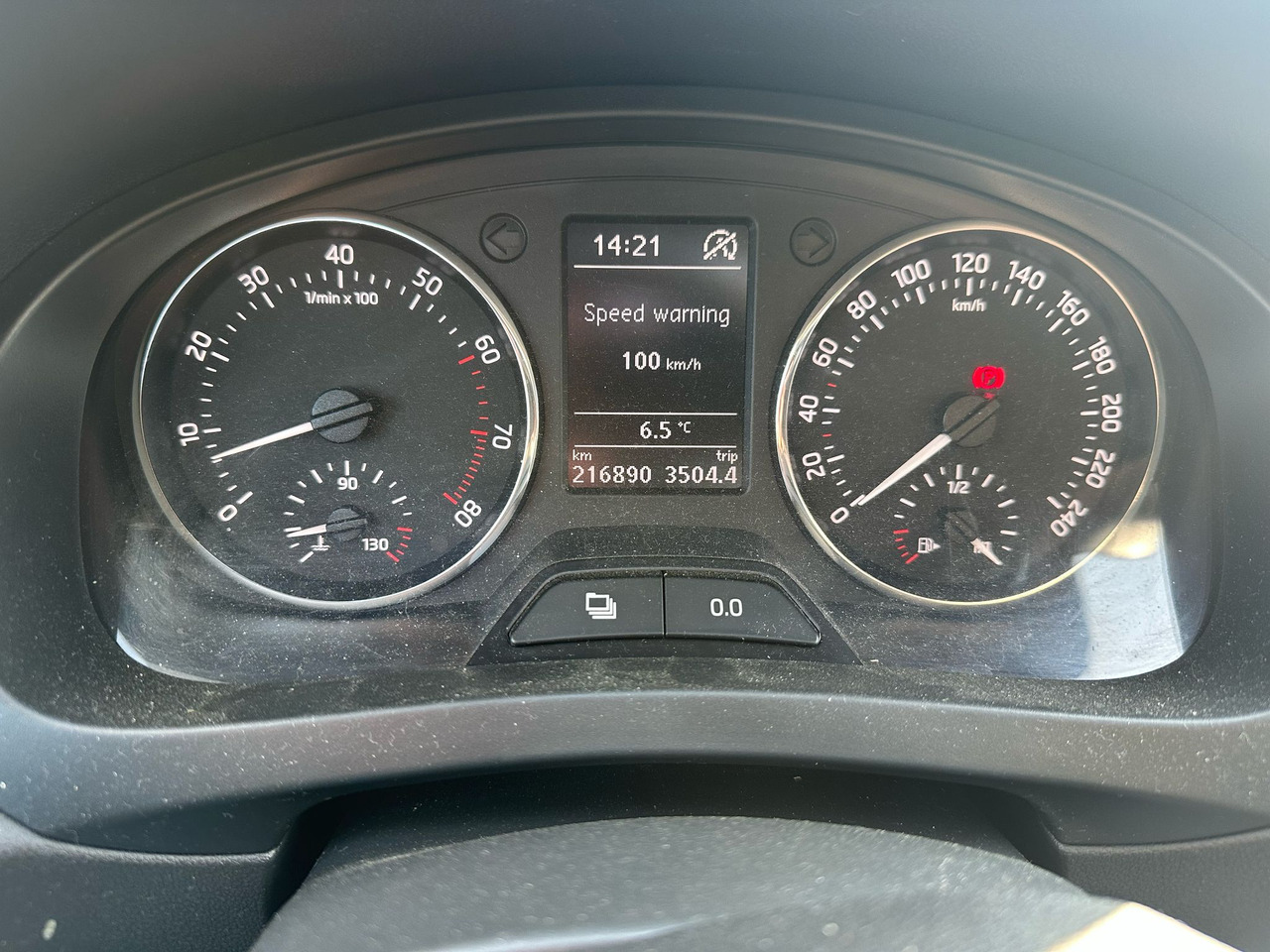 SKODA RAPID - Limuzina: slika 4 SKODA RAPID - Limuzina: slika 4