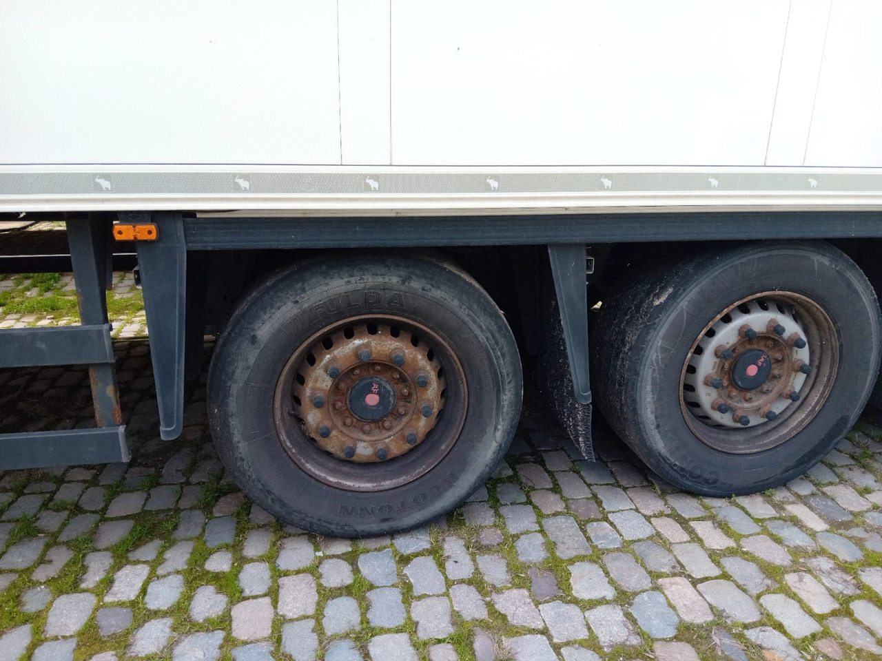 Schmitz Cargobull SCB S3B Refrigerated Semi-trailer - Polprikolica hladilnik: slika 2 Schmitz Cargobull SCB S3B Refrigerated Semi-trailer - Polprikolica hladilnik: slika 2