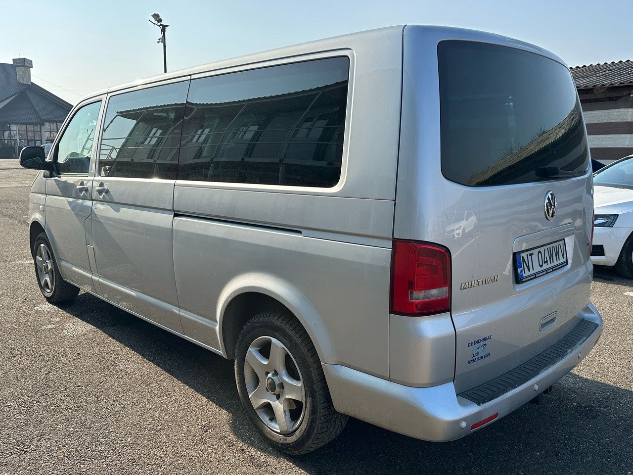 VOLKSWAGEN MULTIVAN - Minibus, Potniški kombi: slika 4 VOLKSWAGEN MULTIVAN - Minibus, Potniški kombi: slika 4