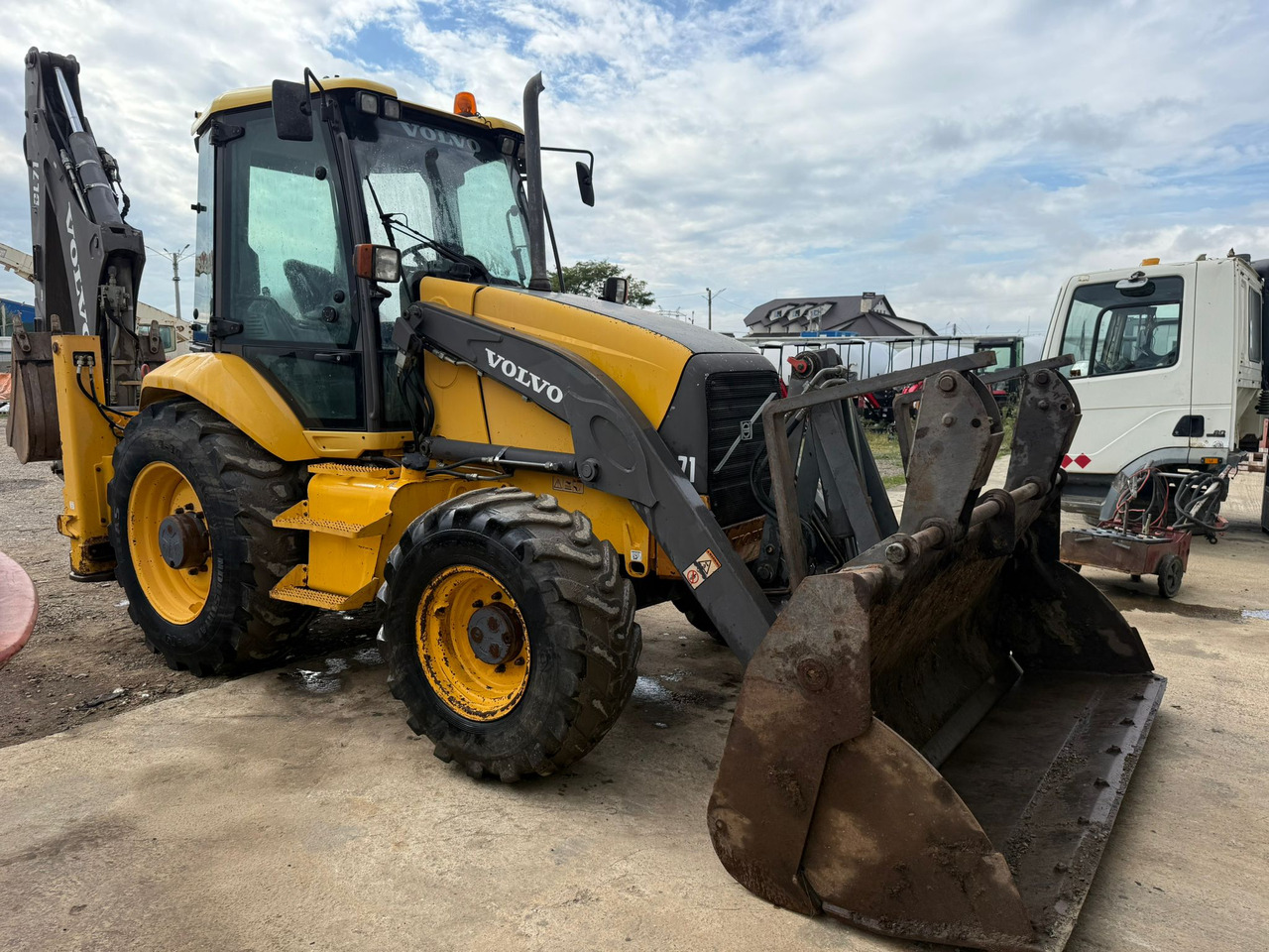 VOLVO BL71 Backhoe Loader - Bager nakladalec: slika 1 VOLVO BL71 Backhoe Loader - Bager nakladalec: slika 1