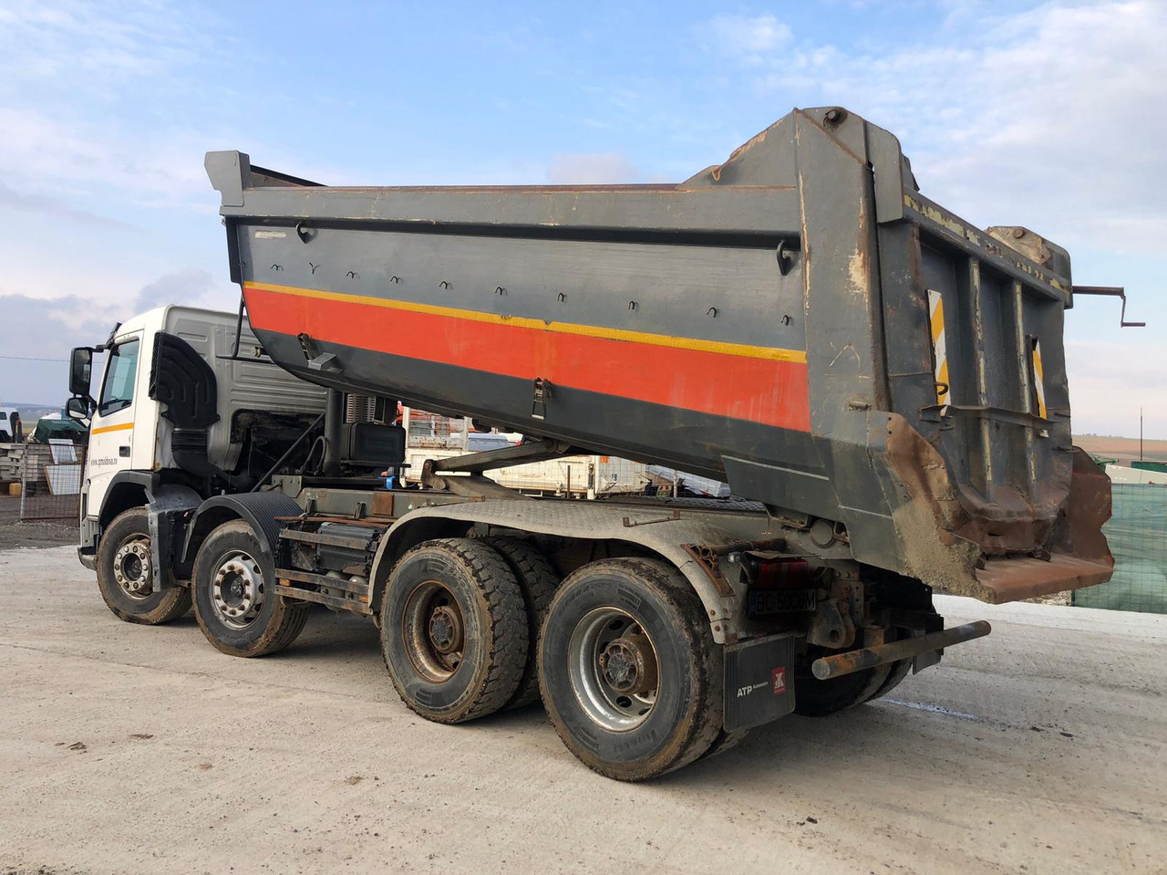 VOLVO FM 420 Tipper - Tovornjak prekucnik: slika 2 VOLVO FM 420 Tipper - Tovornjak prekucnik: slika 2