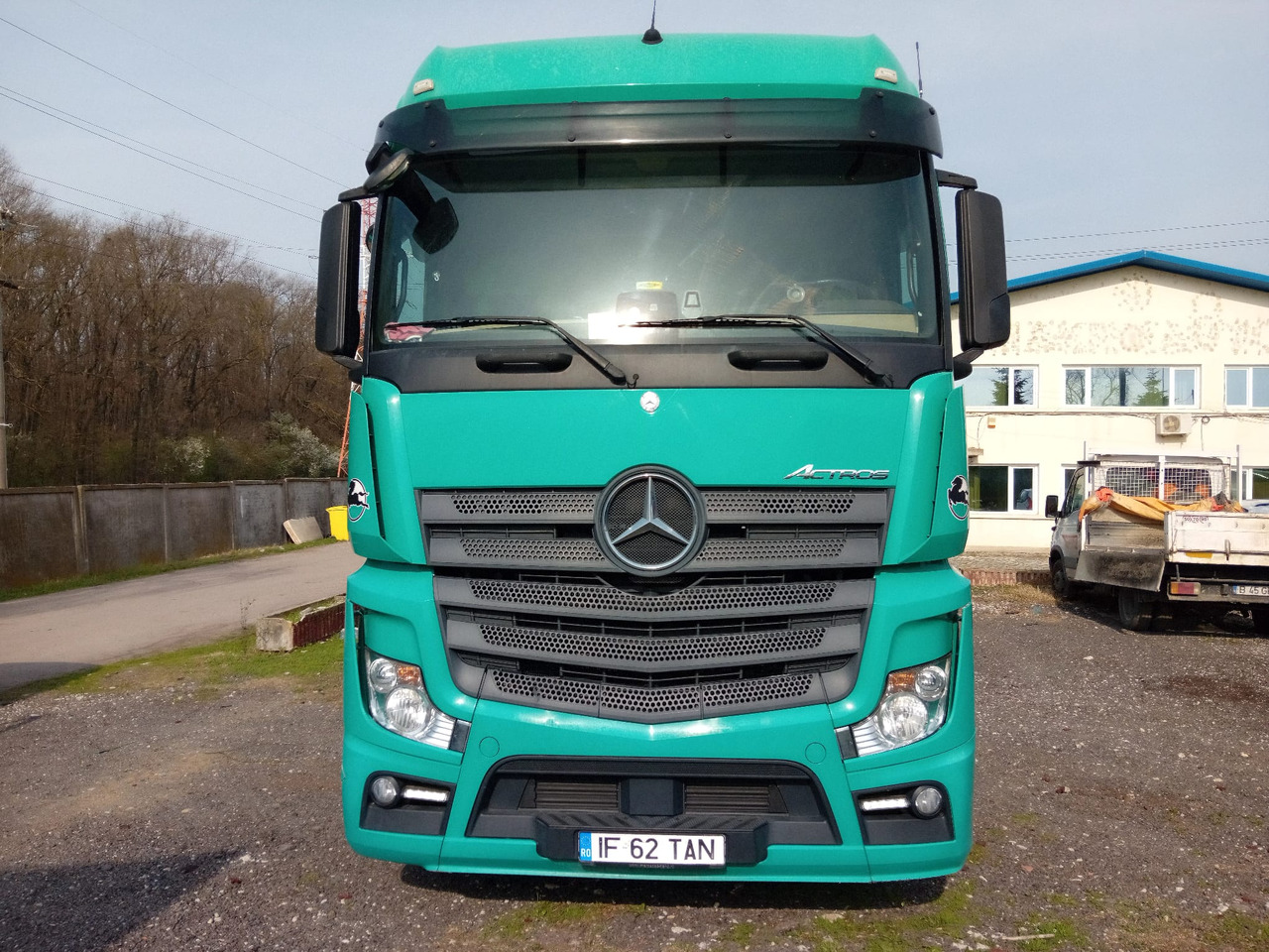 Mercedes-Benz Actros 18.45 - Vlačilec: slika 3 Mercedes-Benz Actros 18.45 - Vlačilec: slika 3