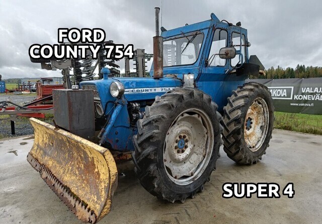 Ford County 754 Super 4 - VIDEO - Traktor: slika 1 Ford County 754 Super 4 - VIDEO - Traktor: slika 1