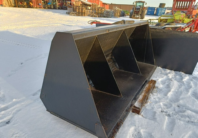 Hiekoituskauha 250cm - hydraulinen - Posipalnik peska/ Soli: slika 2 Hiekoituskauha 250cm - hydraulinen - Posipalnik peska/ Soli: slika 2