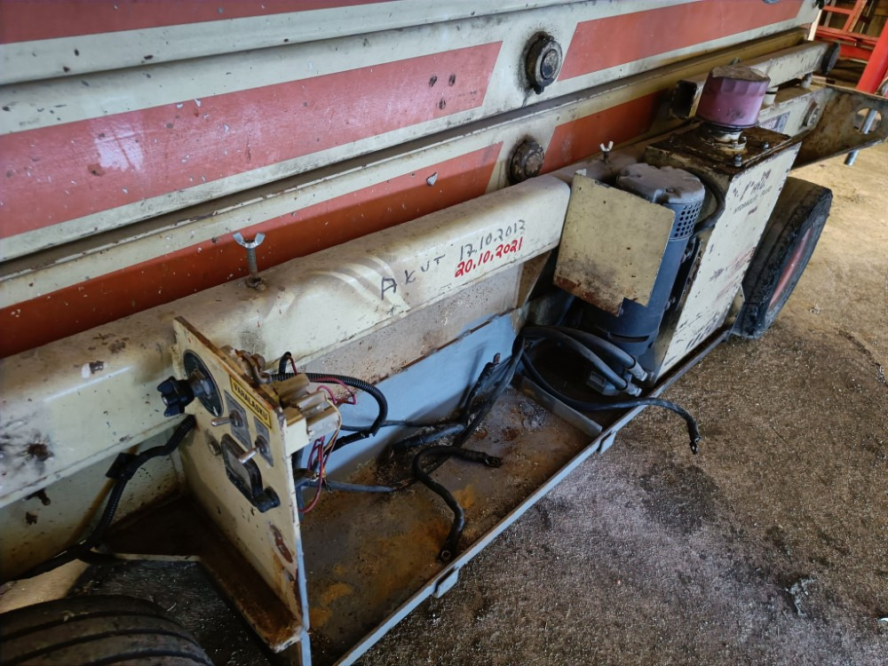 JLG Commander CM 20 N henkilönostin - Škarjasta dvižna ploščad: slika 4 JLG Commander CM 20 N henkilönostin - Škarjasta dvižna ploščad: slika 4