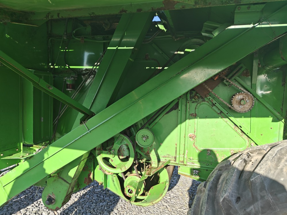 JOHN DEERE 1032 lizing JOHN DEERE 1032: slika 23 JOHN DEERE 1032 lizing JOHN DEERE 1032: slika 23