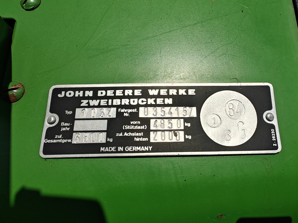 JOHN DEERE 1032 lizing JOHN DEERE 1032: slika 21 JOHN DEERE 1032 lizing JOHN DEERE 1032: slika 21