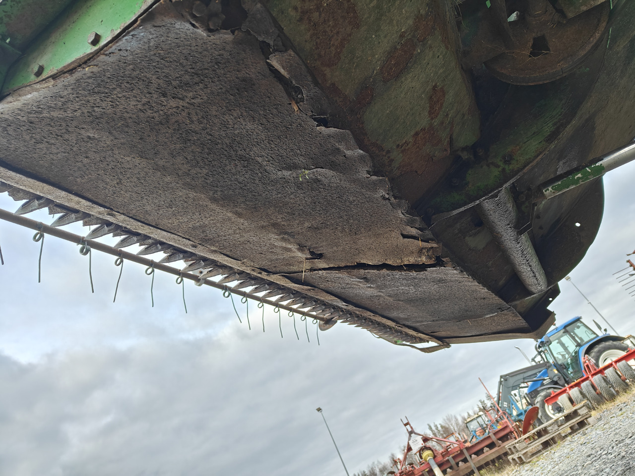 JOHN DEERE 1032 lizing JOHN DEERE 1032: slika 26 JOHN DEERE 1032 lizing JOHN DEERE 1032: slika 26