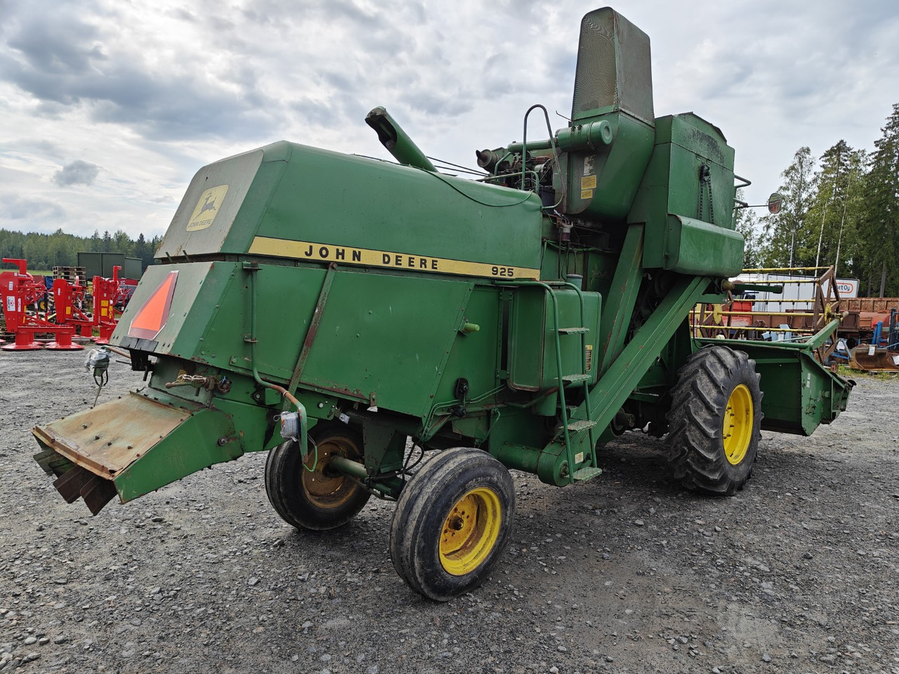 JOHN DEERE 925 leikkuupuimuri - Kombajn harvester: slika 4 JOHN DEERE 925 leikkuupuimuri - Kombajn harvester: slika 4