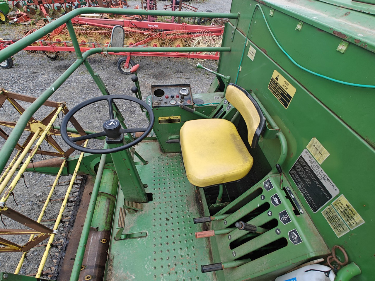 Kombajn harvester JOHN DEERE 925 leikkuupuimuri: slika 17 Kombajn harvester JOHN DEERE 925 leikkuupuimuri: slika 17