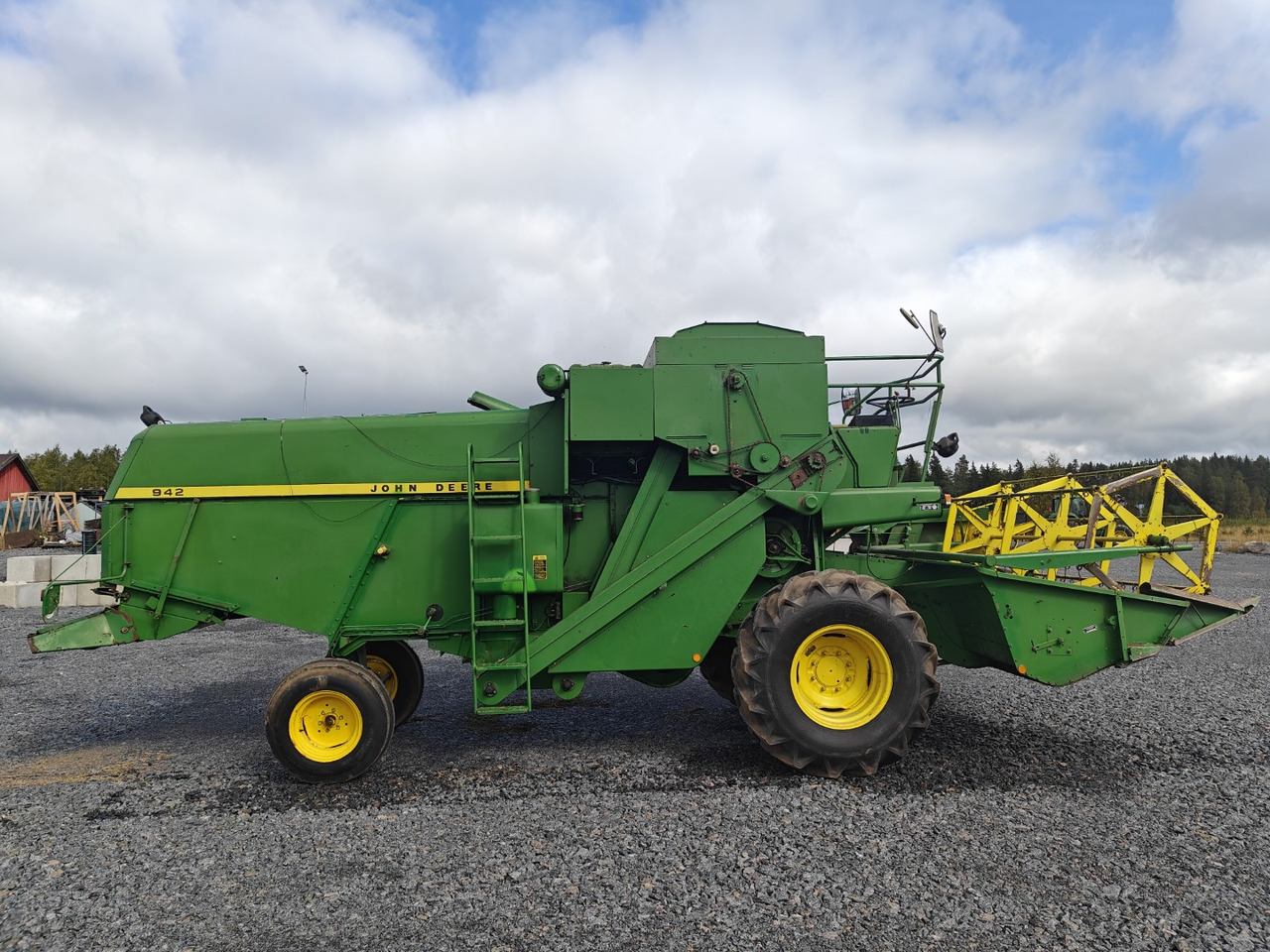 JOHN DEERE 942 - Kombajn harvester: slika 4 JOHN DEERE 942 - Kombajn harvester: slika 4