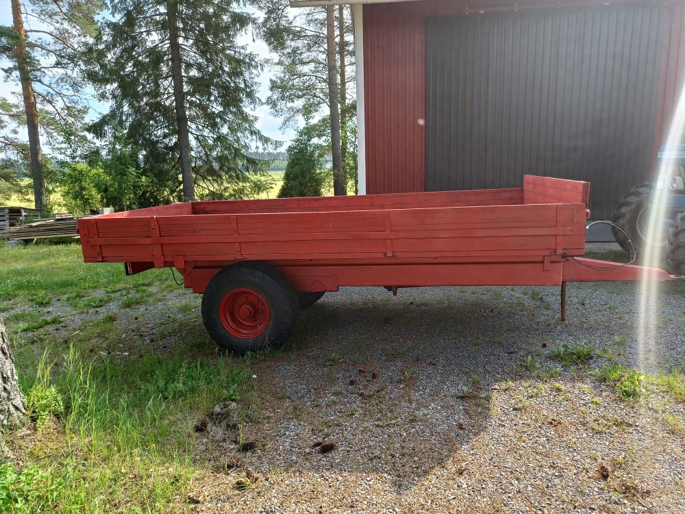 Kipa kippikärry 1-akselinen, kantavuus 7000kg, siisti kärry - Kmetijska kiper prikolica/ Demper: slika 2 Kipa kippikärry 1-akselinen, kantavuus 7000kg, siisti kärry - Kmetijska kiper prikolica/ Demper: slika 2