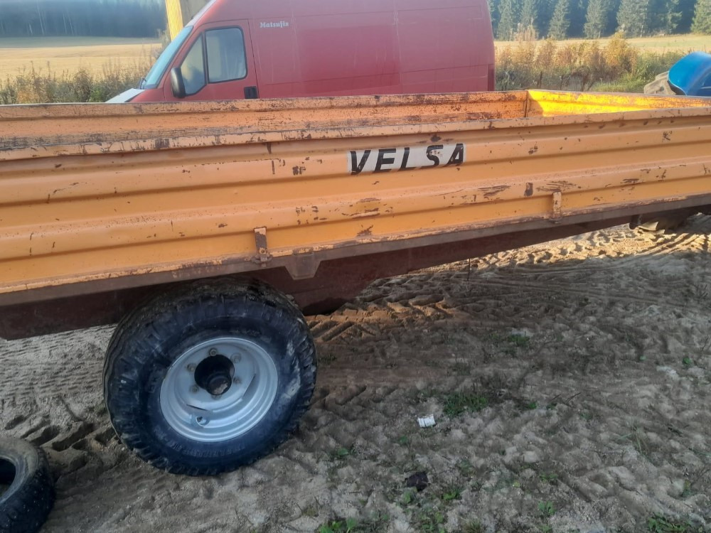Kippikärry Velsa 1-akselinen peltilaidoilla - Kmetijska kiper prikolica/ Demper: slika 4 Kippikärry Velsa 1-akselinen peltilaidoilla - Kmetijska kiper prikolica/ Demper: slika 4