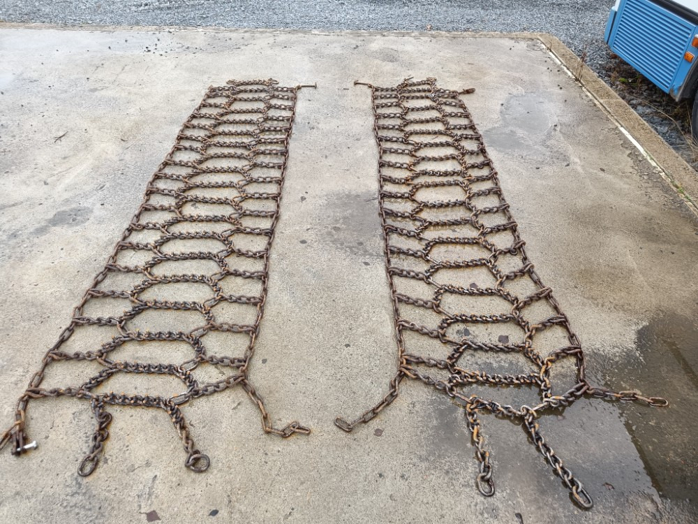 Piikkiketjut 16.9x24 - vahvuus 11mm - Kmetijski stroj: slika 1 Piikkiketjut 16.9x24 - vahvuus 11mm - Kmetijski stroj: slika 1