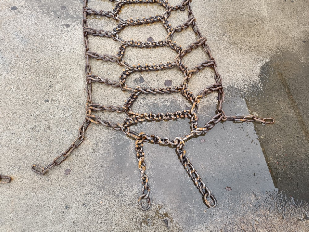 Piikkiketjut 16.9x24 - vahvuus 11mm - Kmetijski stroj: slika 2 Piikkiketjut 16.9x24 - vahvuus 11mm - Kmetijski stroj: slika 2