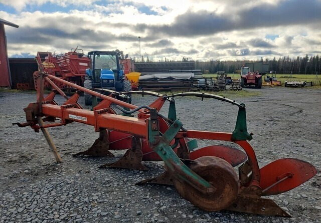 Kverneland A8 sarka-aura 4-siipinen - Plug: slika 3 Kverneland A8 sarka-aura 4-siipinen - Plug: slika 3