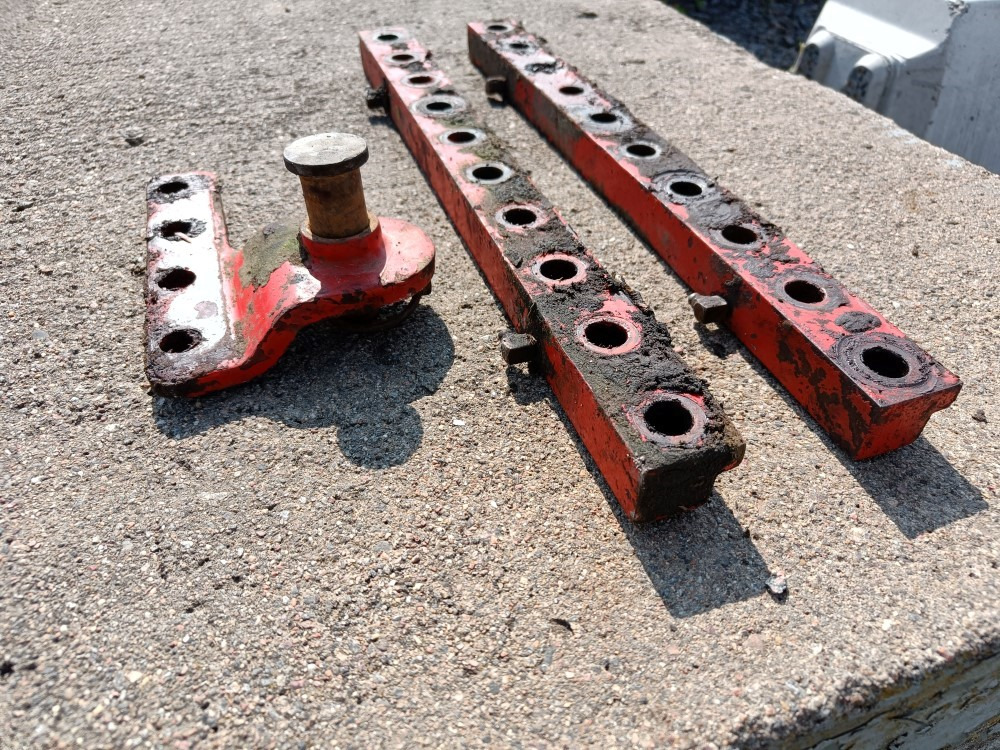 Kverneland E8 paluuauran kääntöpään liukupalat - Plug: slika 3 Kverneland E8 paluuauran kääntöpään liukupalat - Plug: slika 3