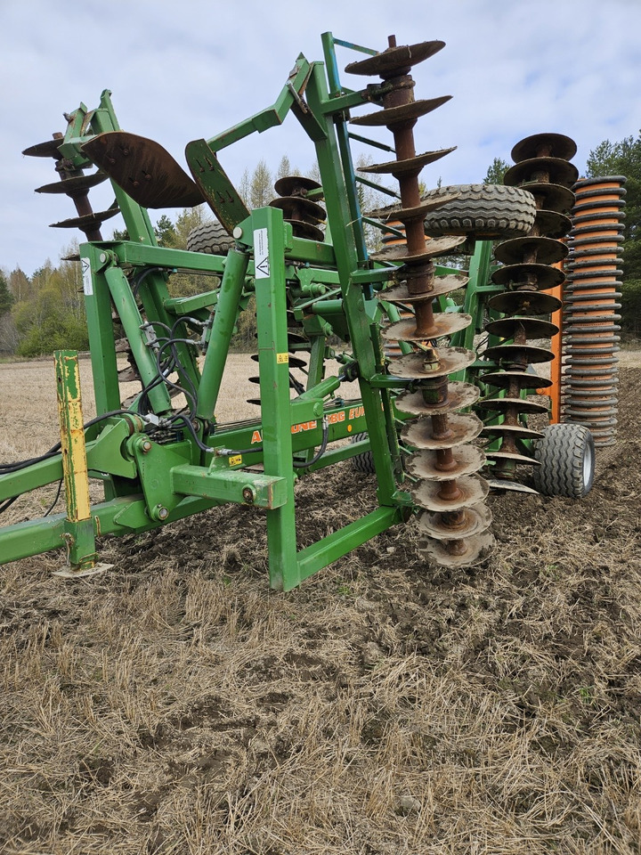 Lautasmuokkain Amazone BBG Eurodisc 6000 Hinattava ja taittuva, katso video! - Disk brana: slika 3 Lautasmuokkain Amazone BBG Eurodisc 6000 Hinattava ja taittuva, katso video! - Disk brana: slika 3