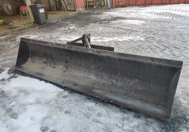 Lumilevy - Puskulevy 350cm - EURO ja 3pistekiinnitys - Snežni plug za Kmetijski stroj: slika 1 Lumilevy - Puskulevy 350cm - EURO ja 3pistekiinnitys - Snežni plug za Kmetijski stroj: slika 1