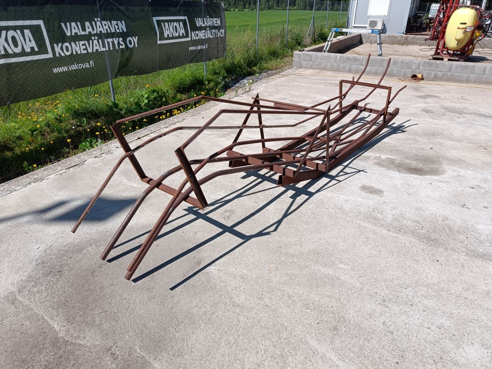 Paalirata John Deere 332 paalaimesta - Balirka za kvadratne bale: slika 2 Paalirata John Deere 332 paalaimesta - Balirka za kvadratne bale: slika 2