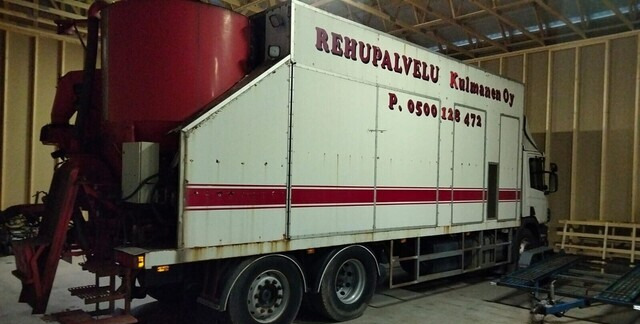 Scania 94 D 260 - REHUAUTO - Tovornjak, Mešalnik za krmo: slika 4 Scania 94 D 260 - REHUAUTO - Tovornjak, Mešalnik za krmo: slika 4