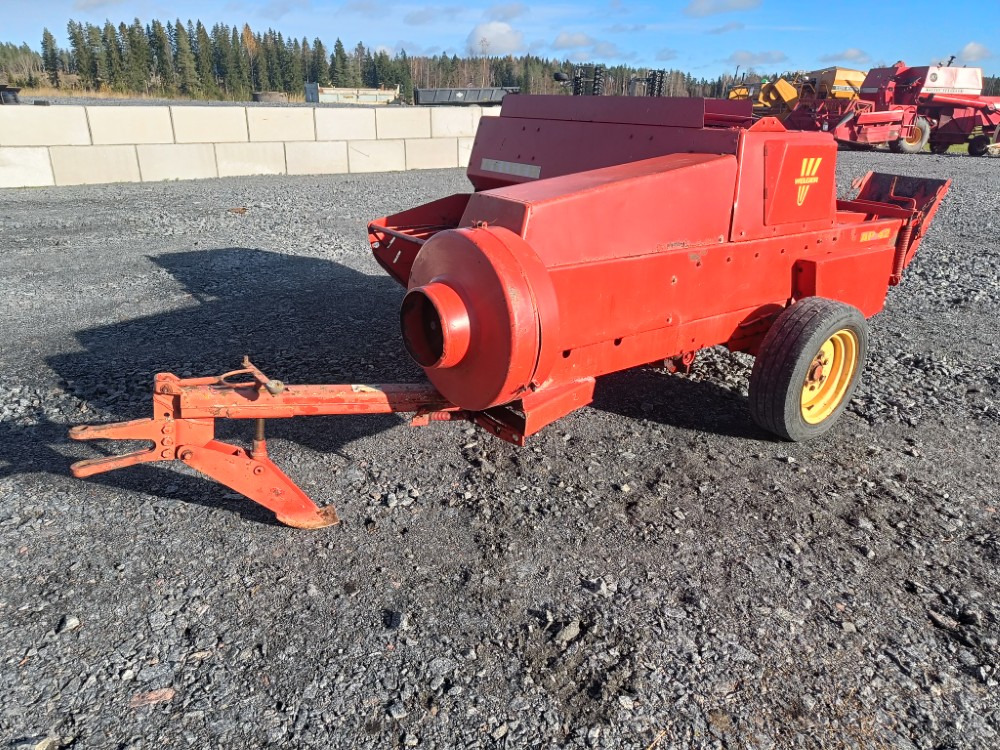 WELGER AP42 - Balirka za kvadratne bale: slika 1 WELGER AP42 - Balirka za kvadratne bale: slika 1