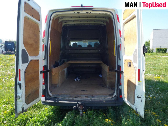 MAN TGE 3.140 4X2F SB - Furgon: slika 4 MAN TGE 3.140 4X2F SB - Furgon: slika 4