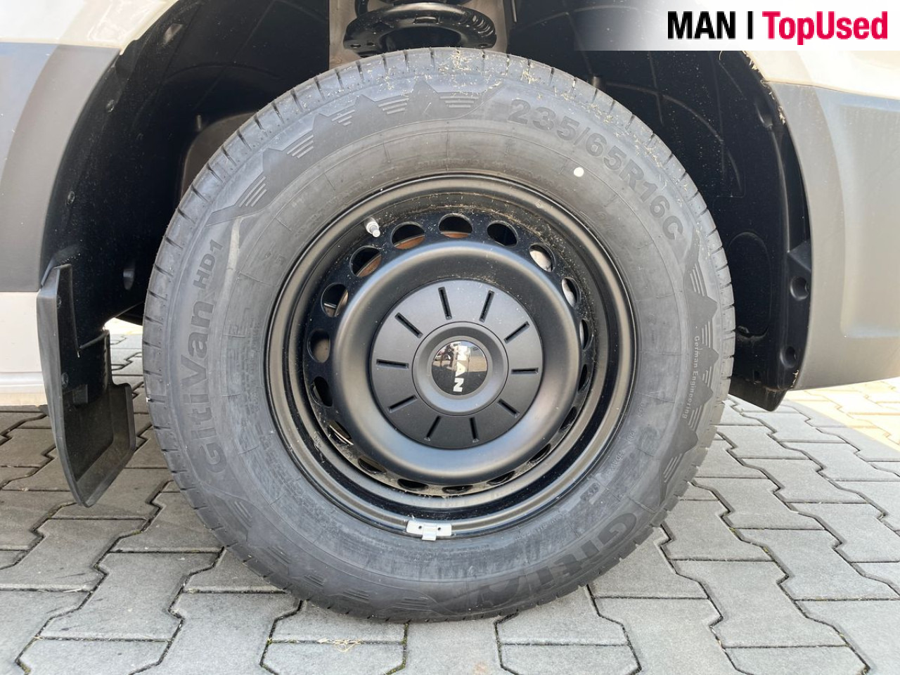 MAN TGE 3.180 4X4 SB furgon bez příčky L3H3 - Furgon: slika 5 MAN TGE 3.180 4X4 SB furgon bez příčky L3H3 - Furgon: slika 5