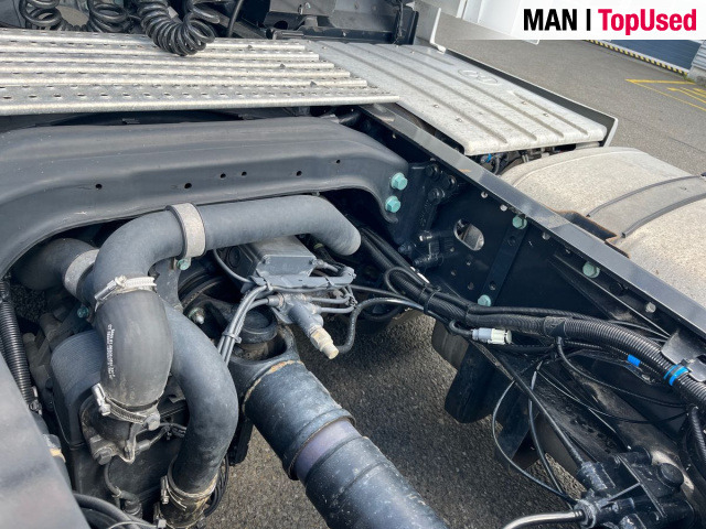 MAN TGX 18.470 4X2 LLS-U Euro6 Retarder Klima Navi ZV - Vlačilec: slika 4 MAN TGX 18.470 4X2 LLS-U Euro6 Retarder Klima Navi ZV - Vlačilec: slika 4