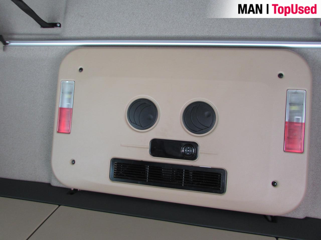 MAN TGX 18.460 4X2 LLS-U Euro6 Retarder Klima ZV - Vlačilec: slika 4 MAN TGX 18.460 4X2 LLS-U Euro6 Retarder Klima ZV - Vlačilec: slika 4