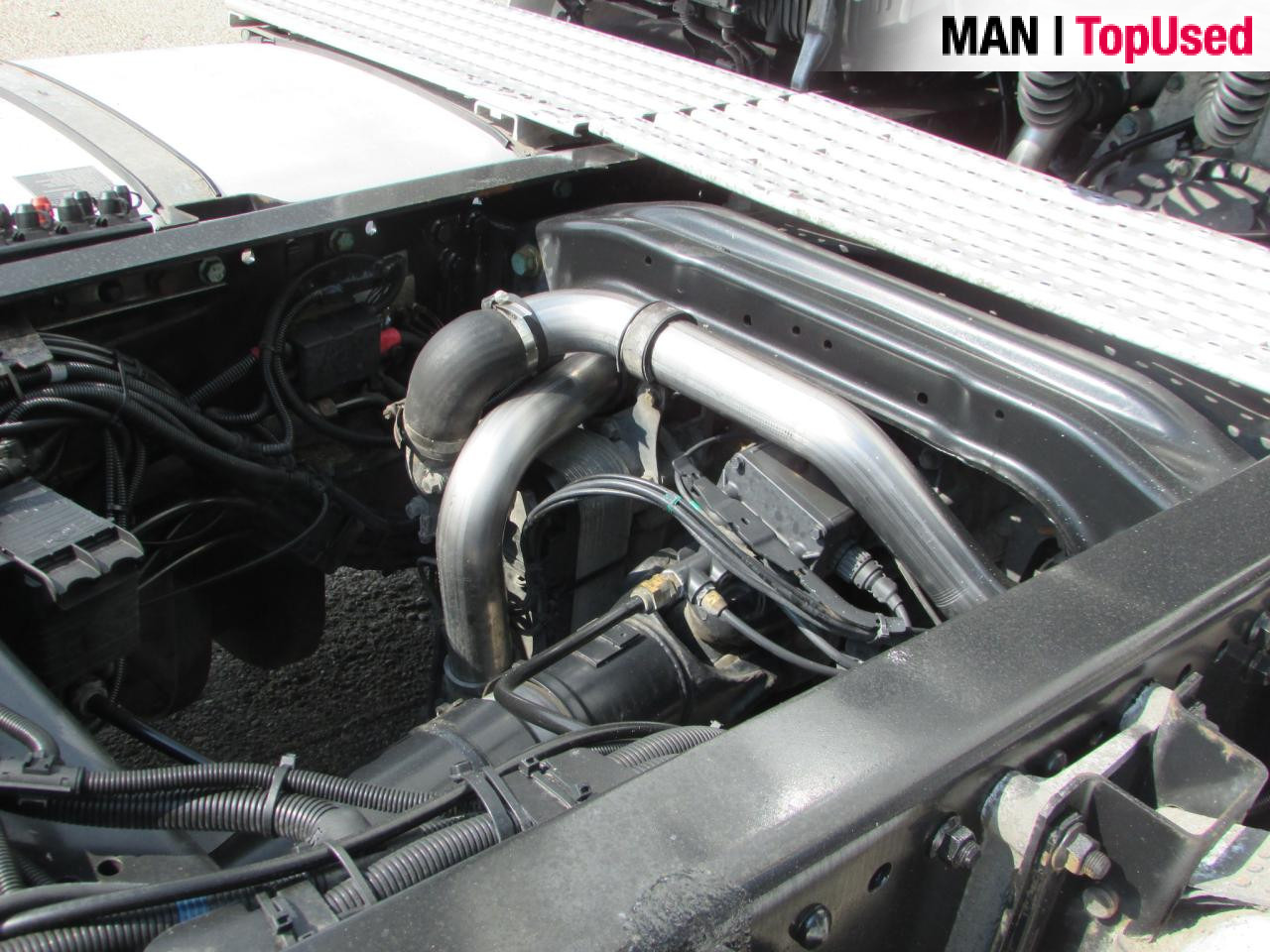MAN TGX 18.460 4X2 LLS-U Euro6 Retarder Klima ZV - Vlačilec: slika 2 MAN TGX 18.460 4X2 LLS-U Euro6 Retarder Klima ZV - Vlačilec: slika 2