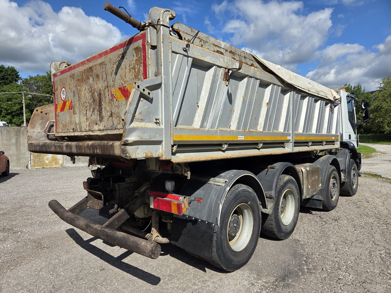 IVECO TRAKKER 500 8x4 EURO6 Bordmatik - Tovornjak prekucnik: slika 4 IVECO TRAKKER 500 8x4 EURO6 Bordmatik - Tovornjak prekucnik: slika 4