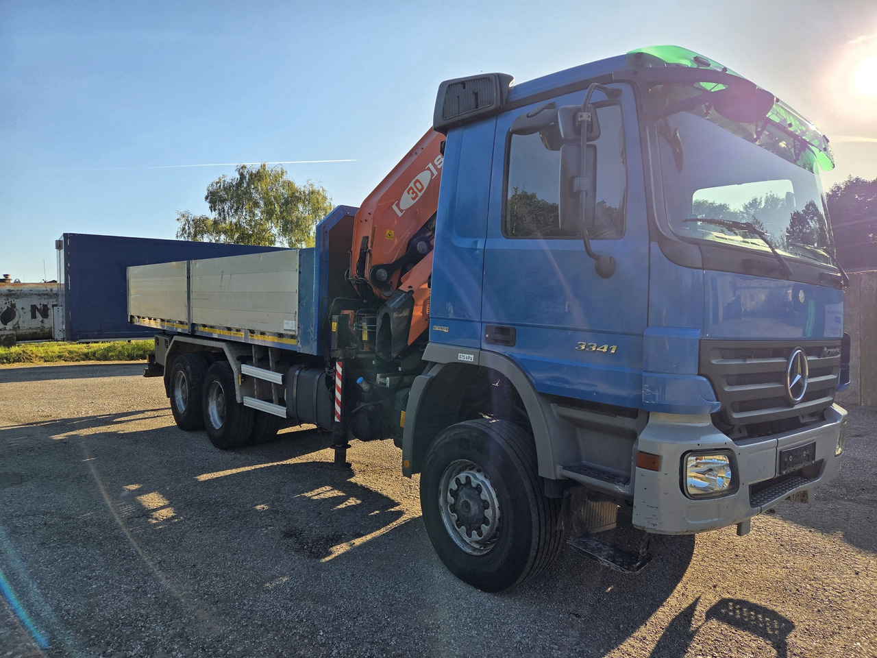 MERCEDES-BENZ ACTROS 3341 6x6 + CRANE PM 30 Radio Control - Tovornjak s kesonom, Tovornjak z dvigalom: slika 3 MERCEDES-BENZ ACTROS 3341 6x6 + CRANE PM 30 Radio Control - Tovornjak s kesonom, Tovornjak z dvigalom: slika 3