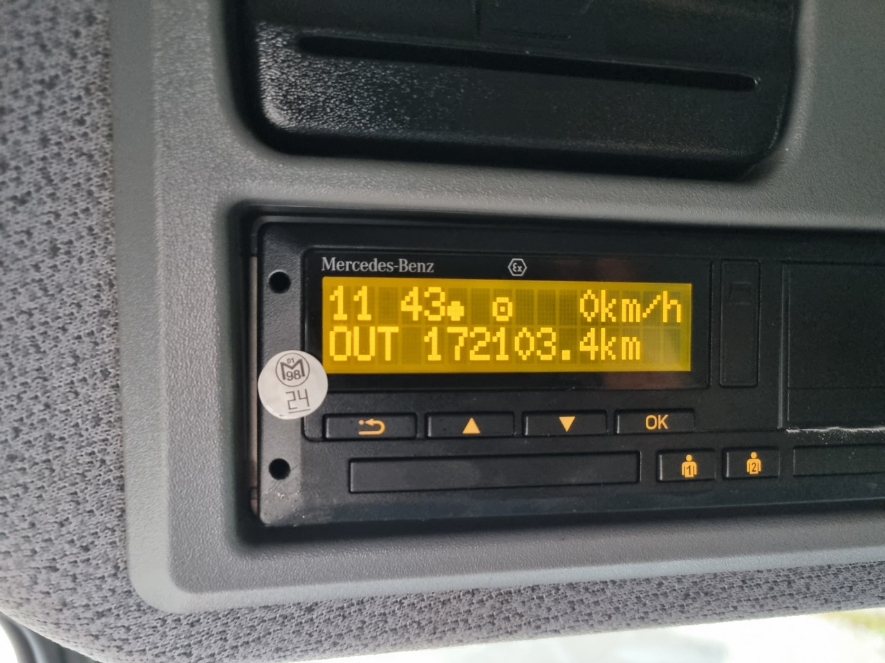 MERCEDES-BENZ ATEGO 1323 4x4 ABROLKIPPER - Kotalni prekucni tovornjak: slika 4 MERCEDES-BENZ ATEGO 1323 4x4 ABROLKIPPER - Kotalni prekucni tovornjak: slika 4