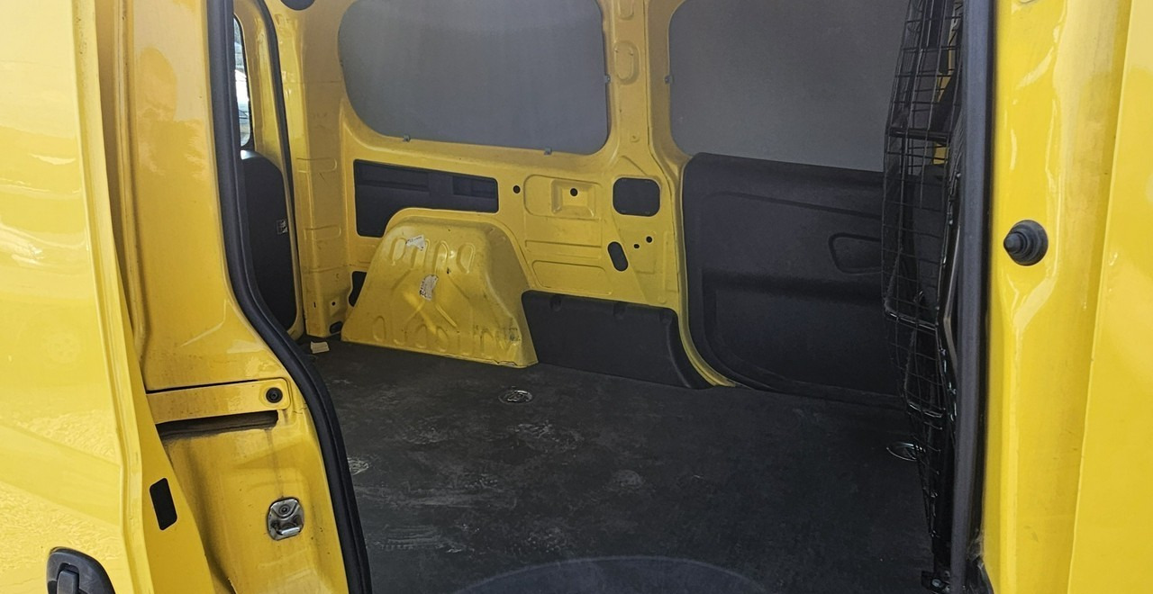 Furgon Fiat Doblo jeden właściciel *wersja long* l2h1: slika 15