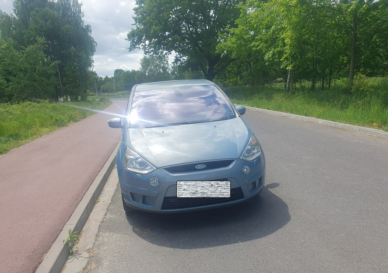 Ford S-MAX 2,5 turbo benzyna - Avtomobil: slika 2 Ford S-MAX 2,5 turbo benzyna - Avtomobil: slika 2