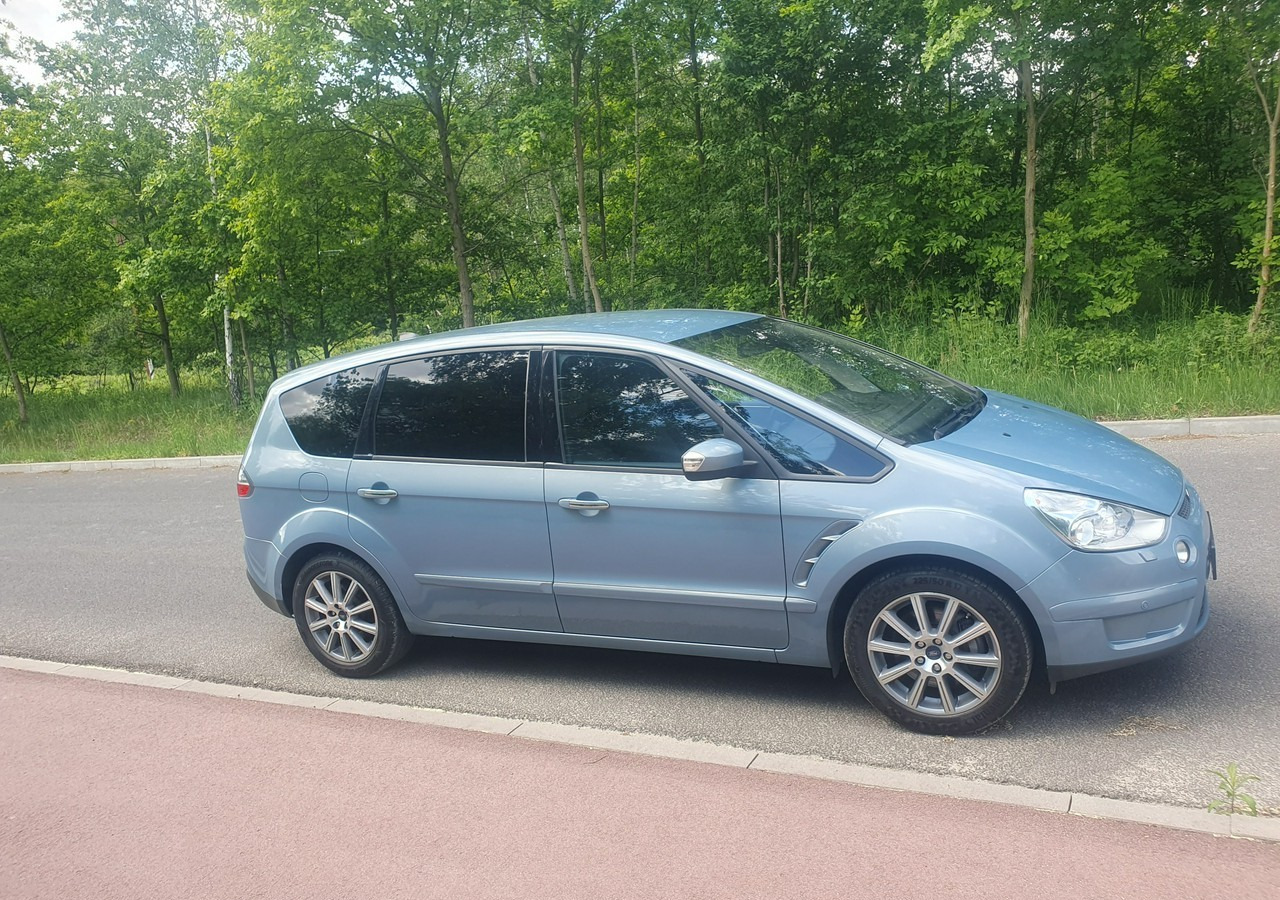 Ford S-MAX 2,5 turbo benzyna - Avtomobil: slika 4 Ford S-MAX 2,5 turbo benzyna - Avtomobil: slika 4
